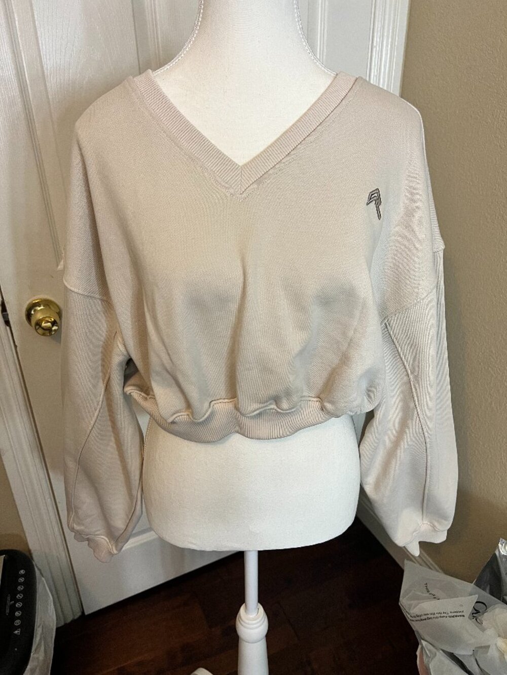 Oner Active All Day Lightweight Oversized V-Neck Sweatshirt